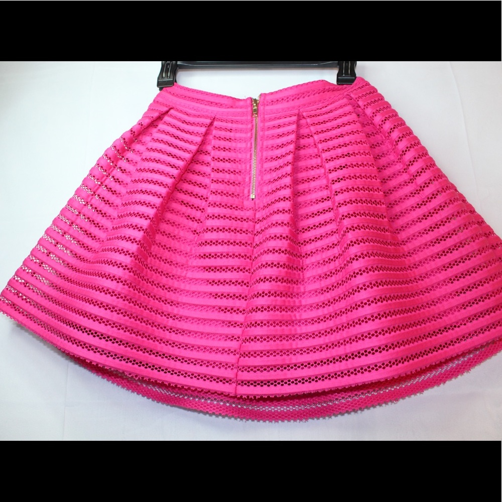 💞💕💕Forever21 Pink Mini skaters skirt